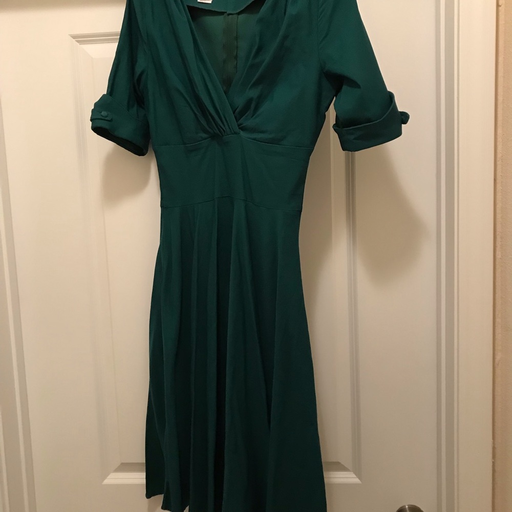 Unique Vintage Green Dolores dress in Size medium